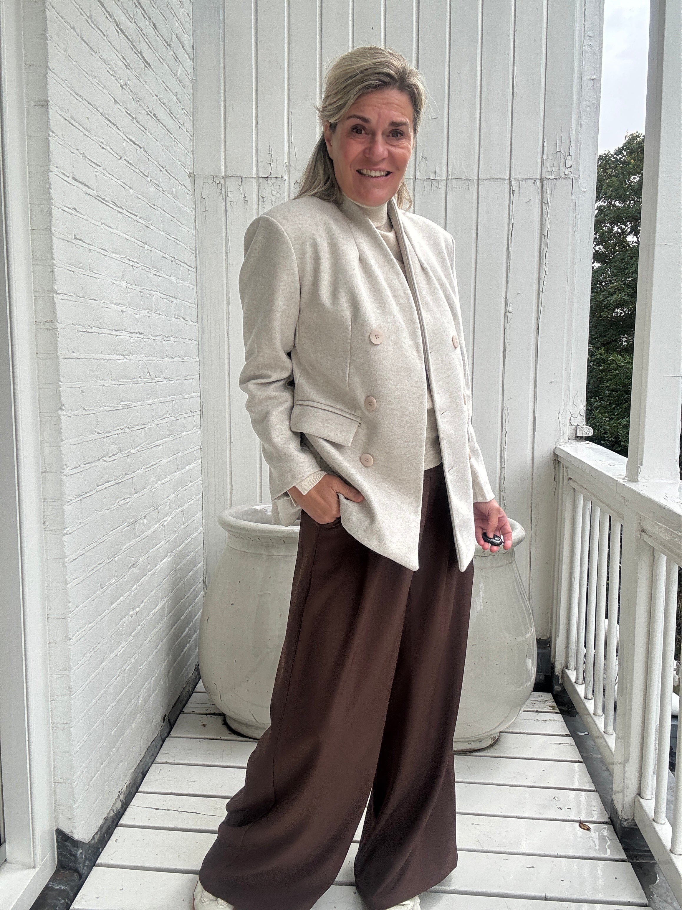 Jas - Gstaad - Cartouche by Suus