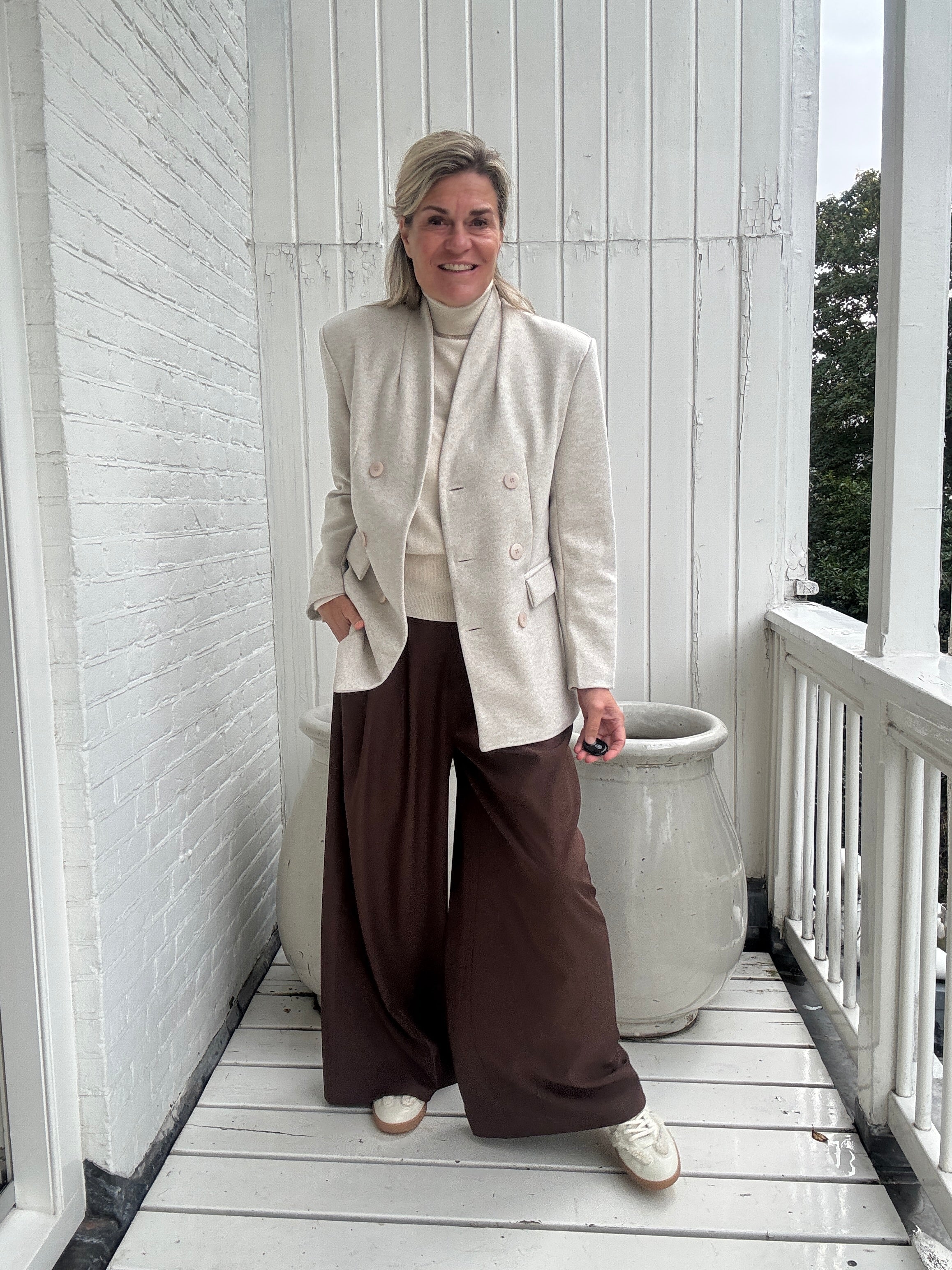 Jas - Gstaad - Cartouche by Suus