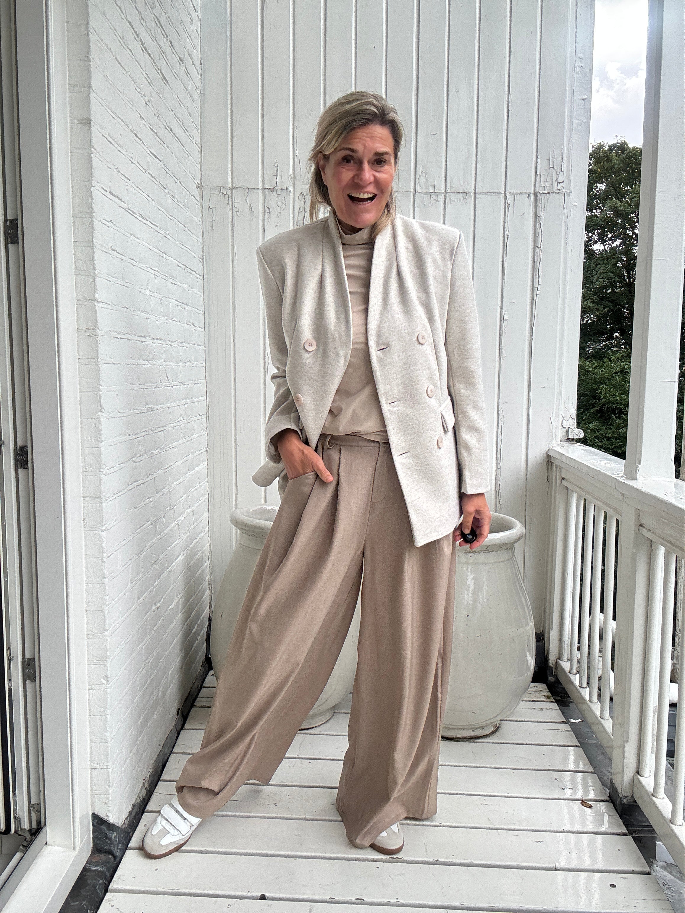 Jas - Gstaad - Cartouche by Suus