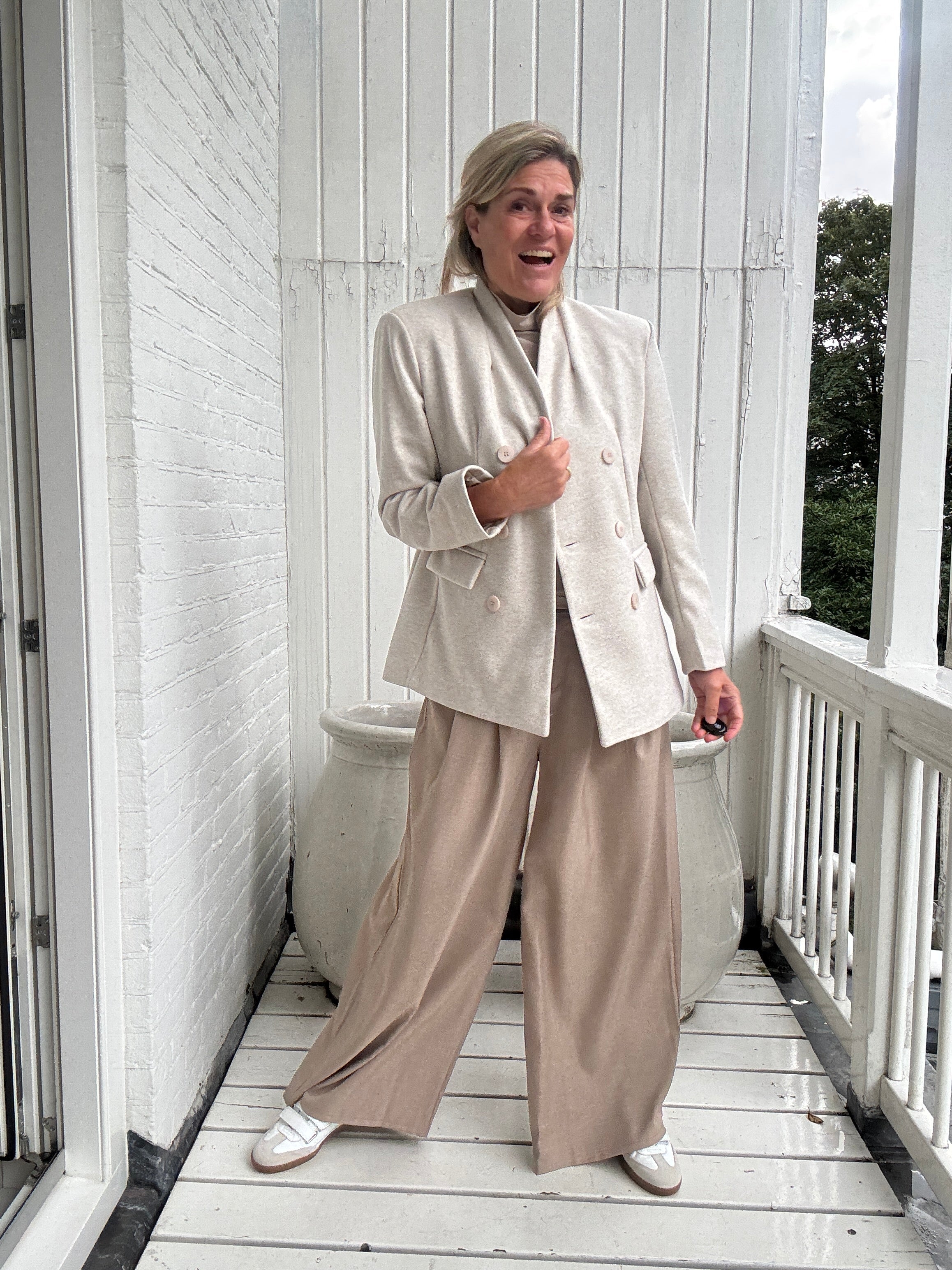 Jas - Gstaad - Cartouche by Suus